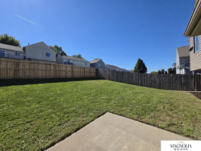 19501 T Street, Omaha, NE 68135