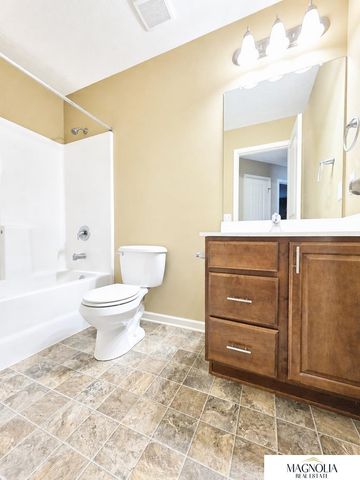 19501 T Street, Omaha, NE 68135