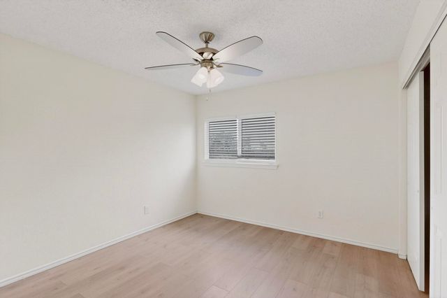 824 Willow Wood Drive, Cedar Hill, TX 75104