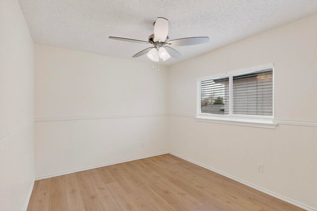 824 Willow Wood Drive, Cedar Hill, TX 75104