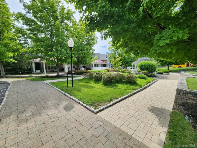 5 Mulberry Place, Hopewell Junction, NY 12533