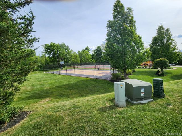 5 Mulberry Place, Hopewell Junction, NY 12533