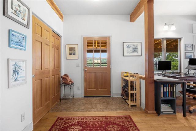 7575 Torrey Pines Terrace, Eagle Point, OR 97524