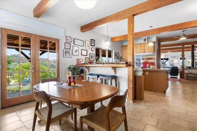 7575 Torrey Pines Terrace, Eagle Point, OR 97524