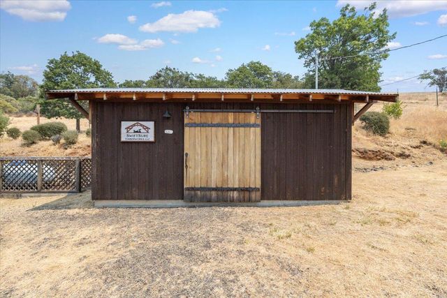 7575 Torrey Pines Terrace, Eagle Point, OR 97524