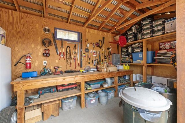 7575 Torrey Pines Terrace, Eagle Point, OR 97524
