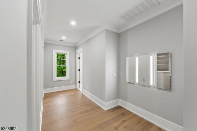 1 Hilbert Ct, Montville Twp., NJ 07045