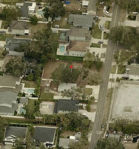 2405 S LOIS AVENUE, Tampa, FL 33629