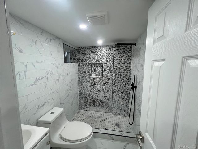 16731 109th Avenue, Jamaica, NY 11433