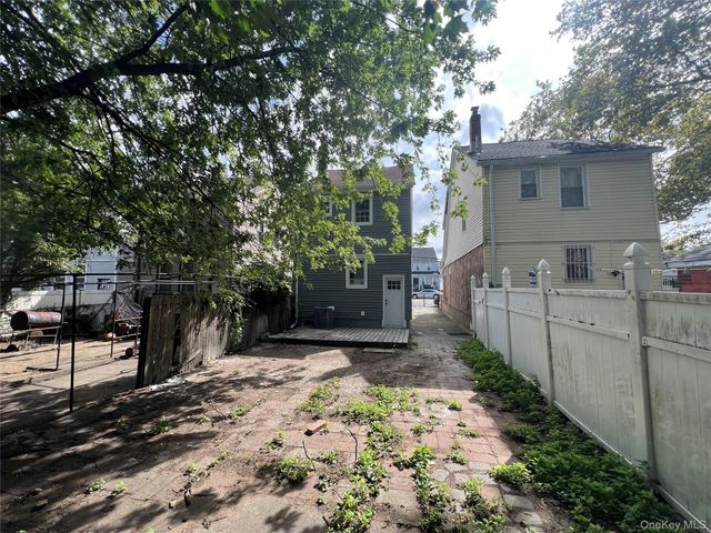 16731 109th Avenue, Jamaica, NY 11433