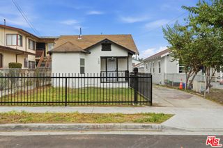 1109 W 110th Street, Los Angeles, CA 90044