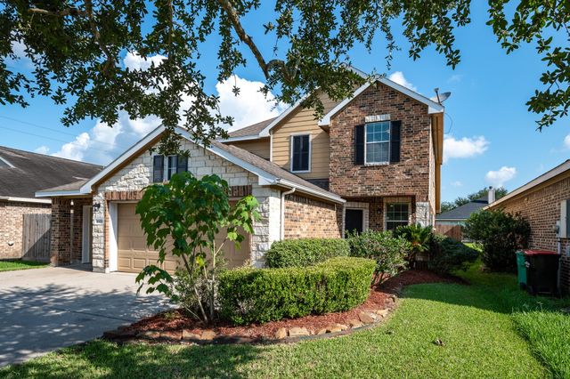 10019 Lynnwood Drive, Baytown, TX 77521