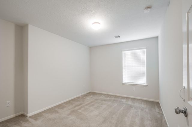 10019 Lynnwood Drive, Baytown, TX 77521