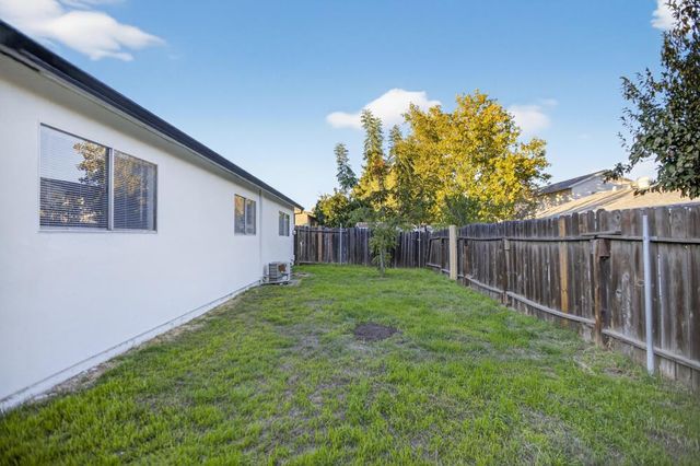 3983 Avante Way, Sacramento, CA 95826