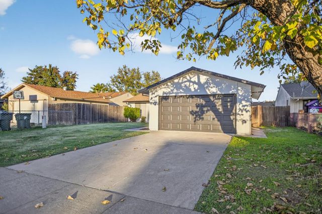 3983 Avante Way, Sacramento, CA 95826
