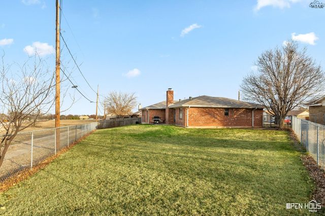 5410 PEBBLESTONE DRIVE, Wichita Falls, TX 76306