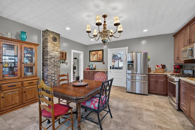 414 N Main Street, Harrodsburg, KY 40330