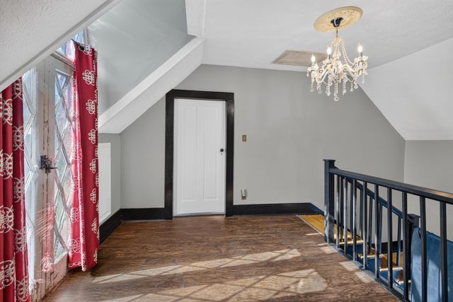 414 N Main Street, Harrodsburg, KY 40330