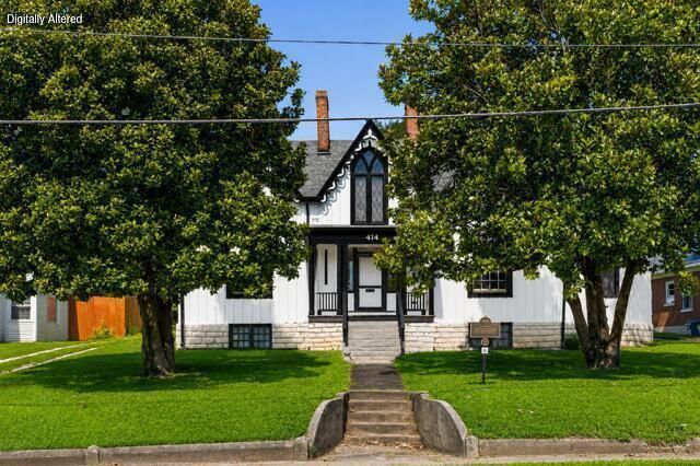 414 N Main Street, Harrodsburg, KY 40330