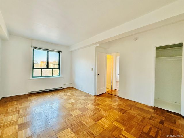 1562 Unionport Road 6G, Bronx, NY 10462