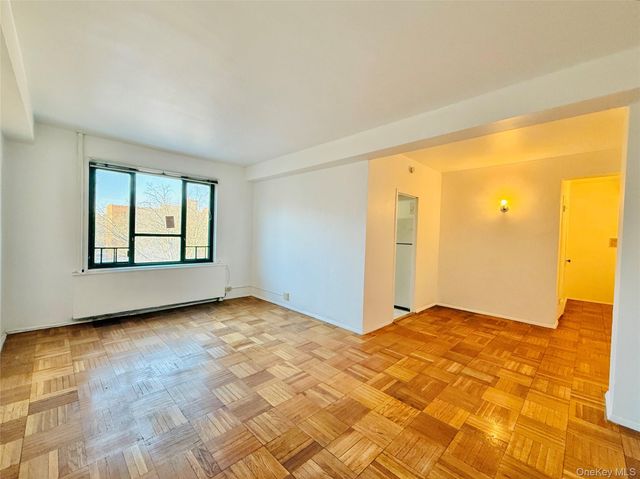 1562 Unionport Road 6G, Bronx, NY 10462