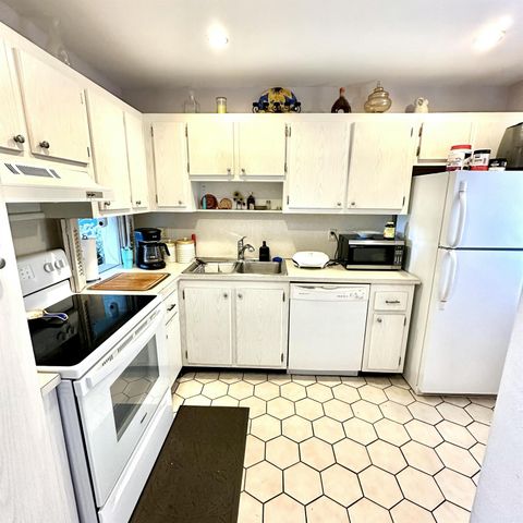 4090 Tivoli Court 306, Lake Worth, FL 33467