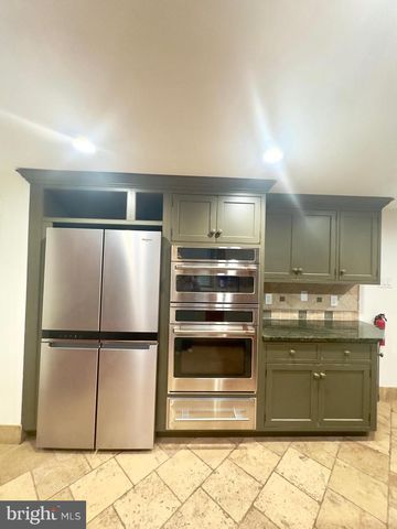 1 HIGH ACRES DRIVE, Ewing, NJ 08628