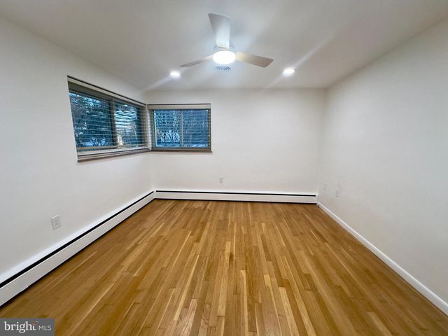 1 HIGH ACRES DRIVE, Ewing, NJ 08628