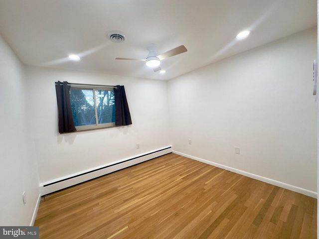 1 HIGH ACRES DRIVE, Ewing, NJ 08628