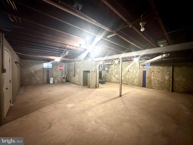 1 HIGH ACRES DRIVE, Ewing, NJ 08628