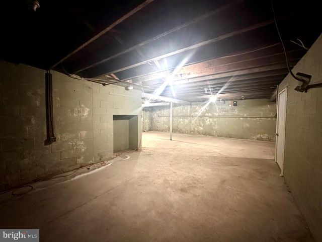 1 HIGH ACRES DRIVE, Ewing, NJ 08628