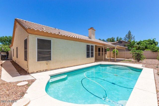 658 N Poplar Court, Chandler, AZ 85226