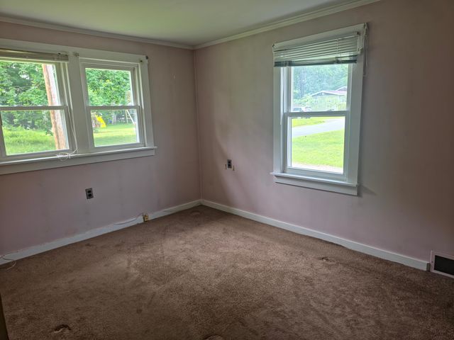 24 Cherry Street, Windsor, VT 05089