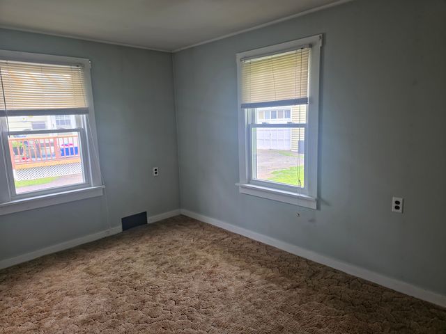 24 Cherry Street, Windsor, VT 05089
