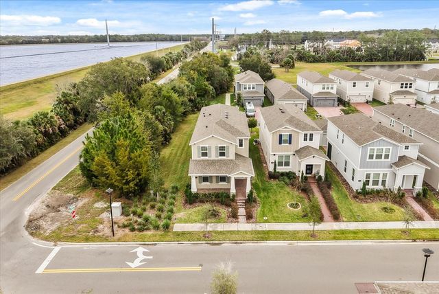 601 BECKLOW STREET, Debary, FL 32713