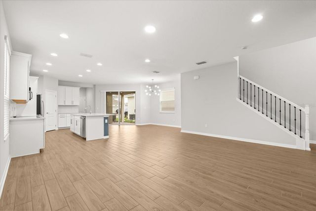 601 BECKLOW STREET, Debary, FL 32713