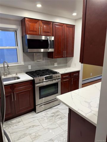 7961 78th Avenue, Glendale, NY 11385