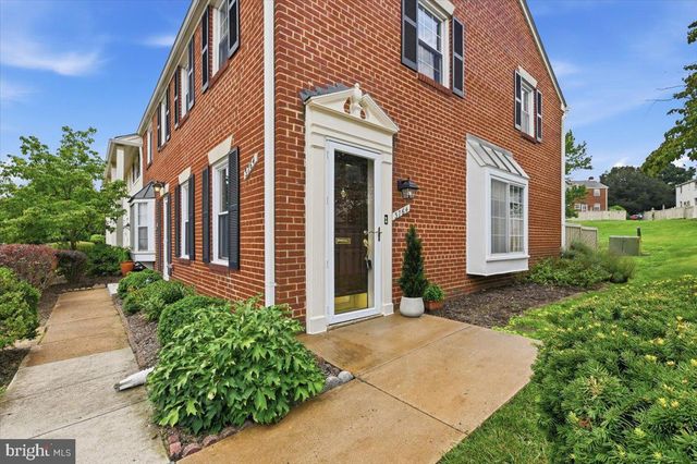 3764 JASON AVE, Alexandria, VA 22302