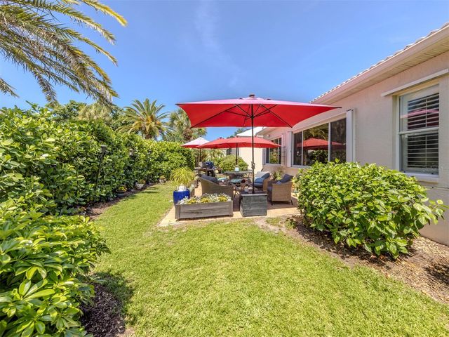 1102 SOUTHLAKE COURT, Venice, FL 34285