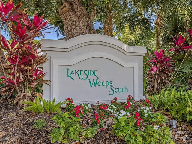 1102 SOUTHLAKE COURT, Venice, FL 34285