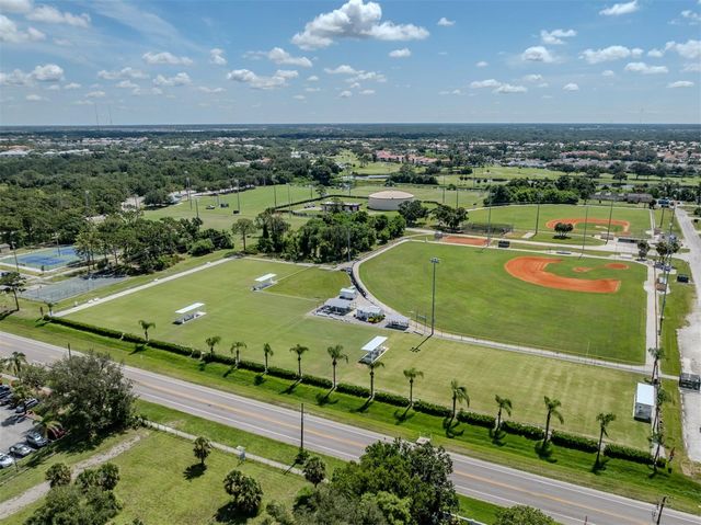 1102 SOUTHLAKE COURT, Venice, FL 34285