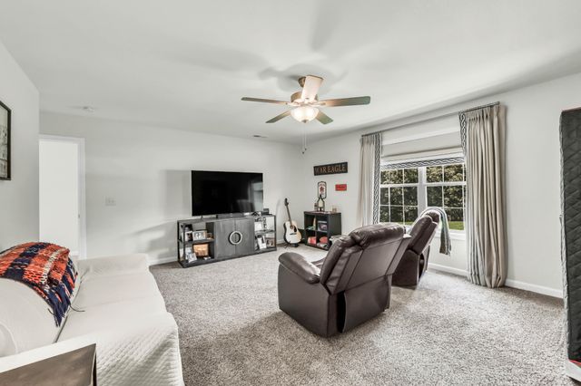 109 Hummingbird Meadows Rd, Palmyra, TN 37142