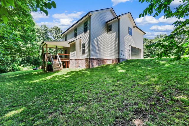 109 Hummingbird Meadows Rd, Palmyra, TN 37142