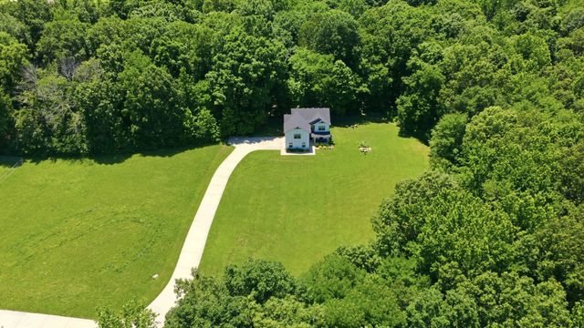 109 Hummingbird Meadows Rd, Palmyra, TN 37142