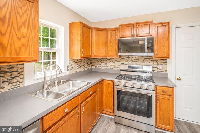 3314 MOUNTAIN LAUREL LOOP, Dumfries, VA 22026