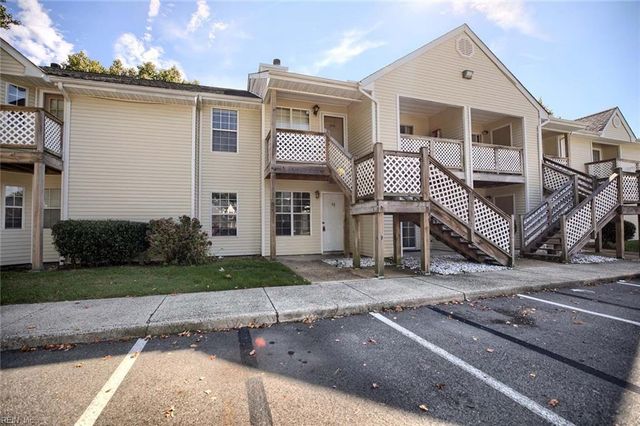 46 Emeraude Plage B, Hampton, VA 23605