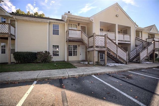 46 Emeraude Plage B, Hampton, VA 23605