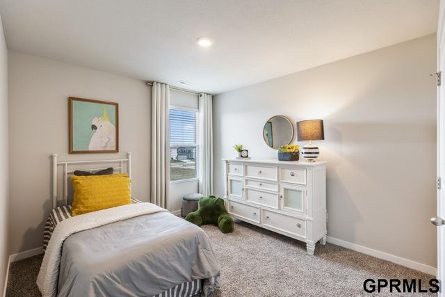 8831 S 184th Terrace, Gretna, NE 68136