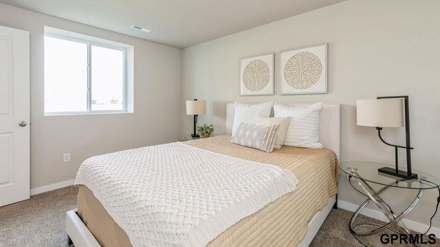8831 S 184th Terrace, Gretna, NE 68136