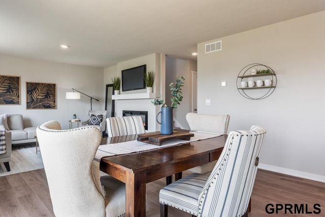 8831 S 184th Terrace, Gretna, NE 68136